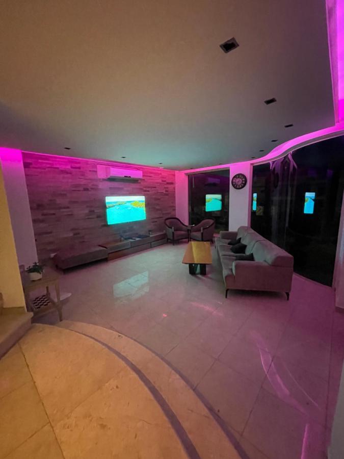 Villa Family Eilat With Heated Pool Exterior photo